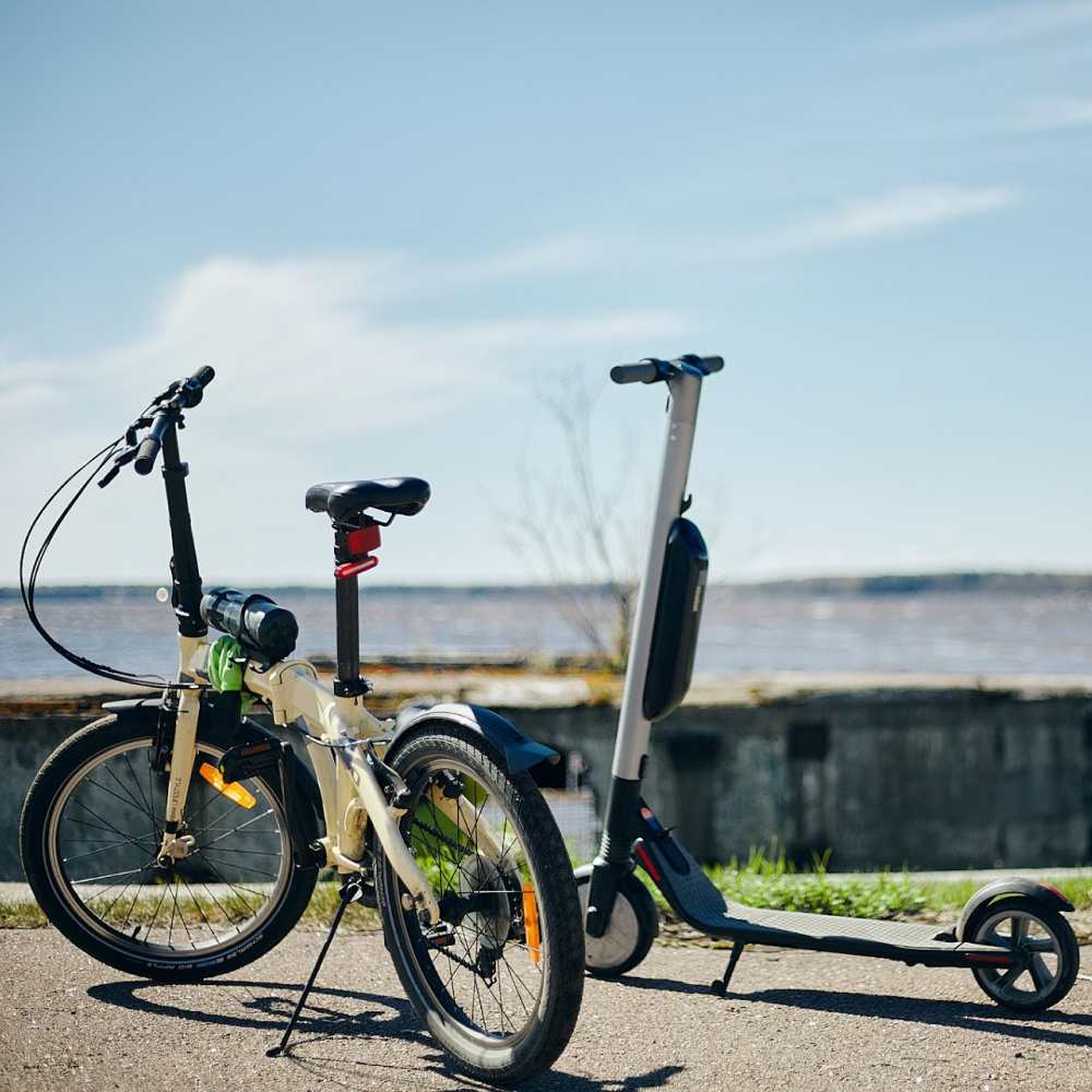 Электровелосипед и электросамокат, общий вид