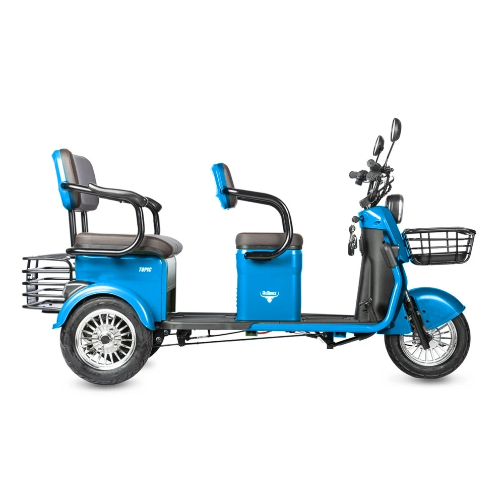 Электротрицикл Rutrike Топик, вид спереди