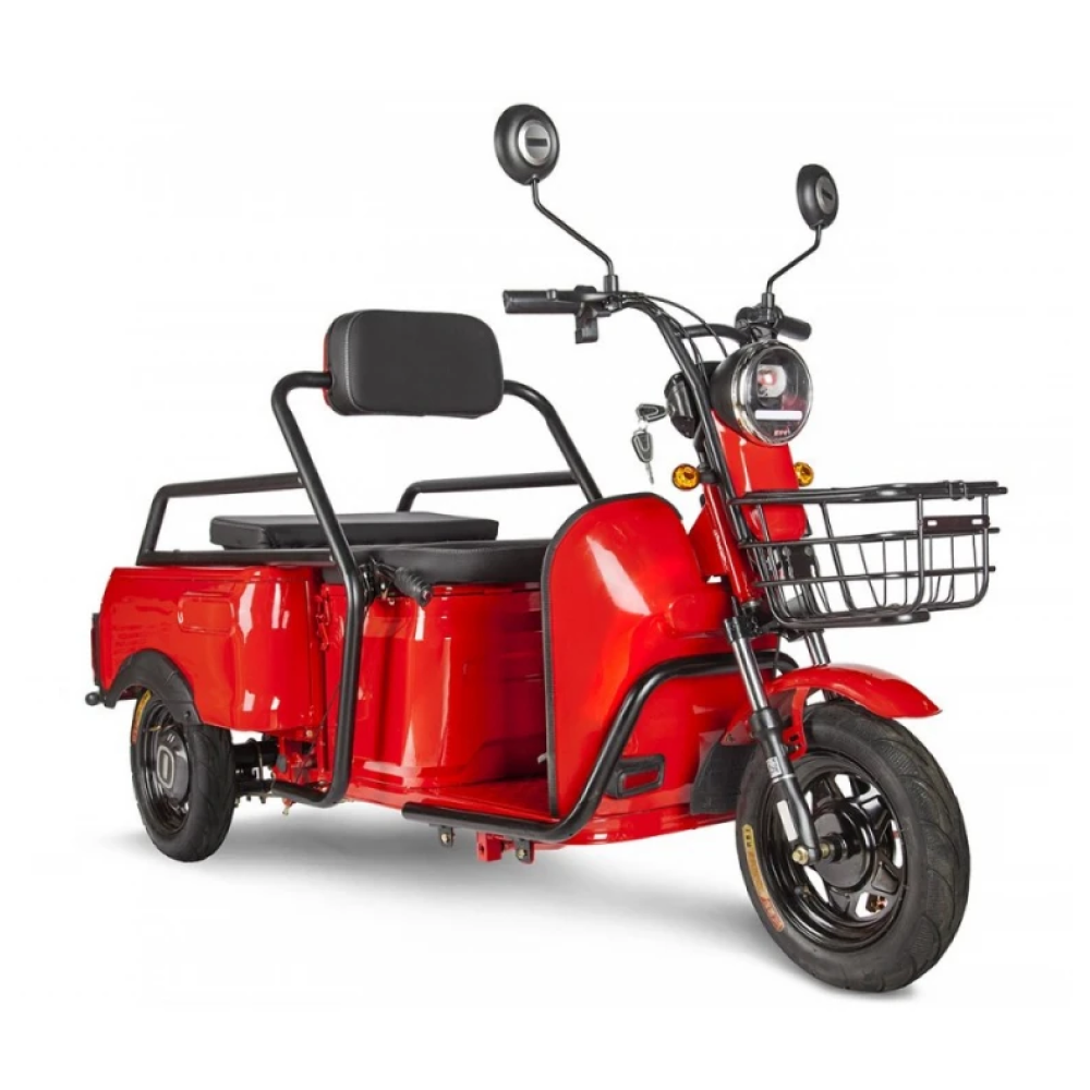 Электротрицикл Rutrike Такт, вид спереди